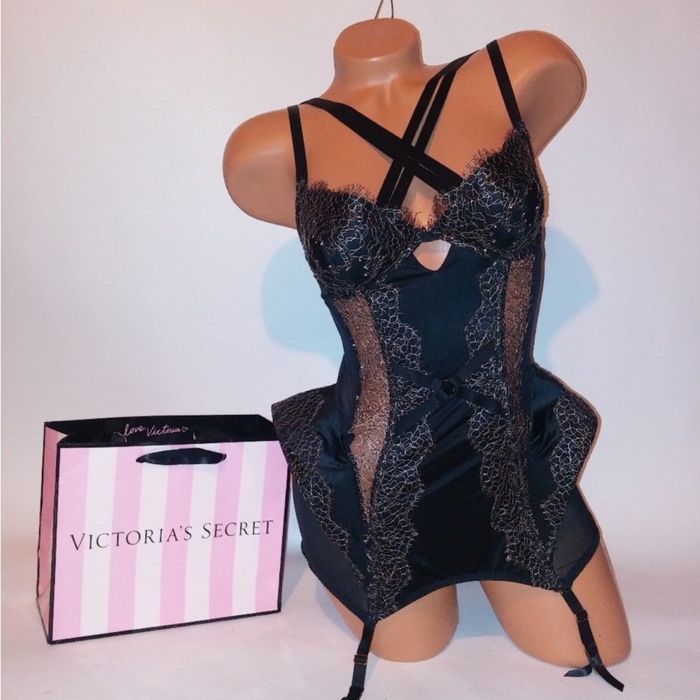 CLOSET CLOSING* Victoria Secret lingerie 36D